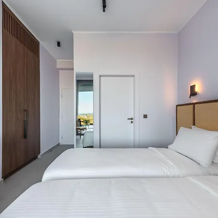 Villa Z 4 Luxury