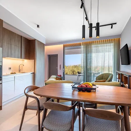 Z 4 Luxury Villa *
