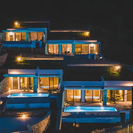 Z 4 Luxury * Agios Ioannis (Lefkada)